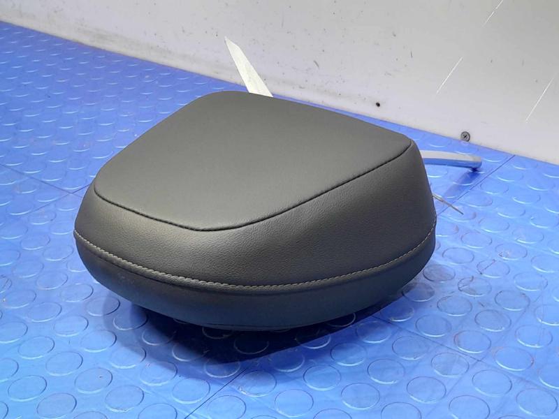 2020 Subaru Legacy Headrest