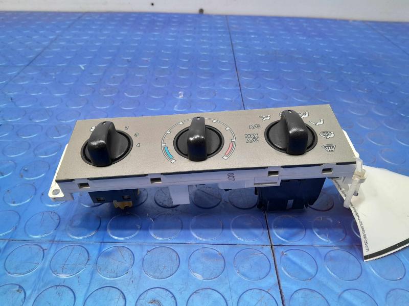 2005 Ford Explorer Heater A/C Control