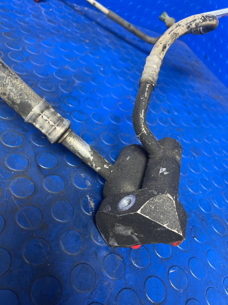 2000 GMC Sierra 1500 Air Conditioner Hose