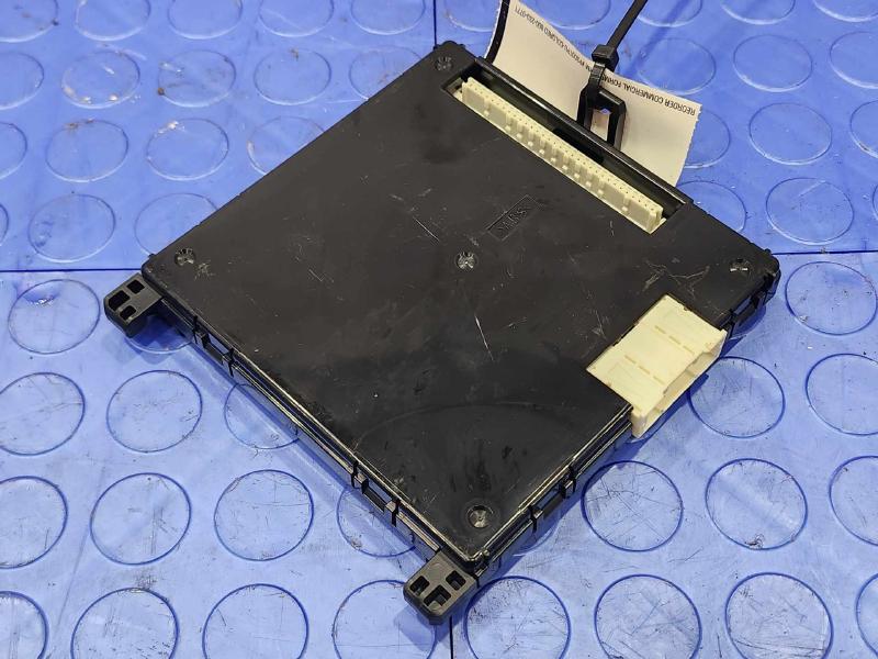 2014 Toyota Prius V Multiplex Network Control Module Genuine OEM 8922147222