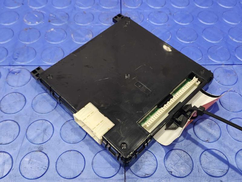 2014 Toyota Prius V Multiplex Network Control Module Genuine OEM 8922147222