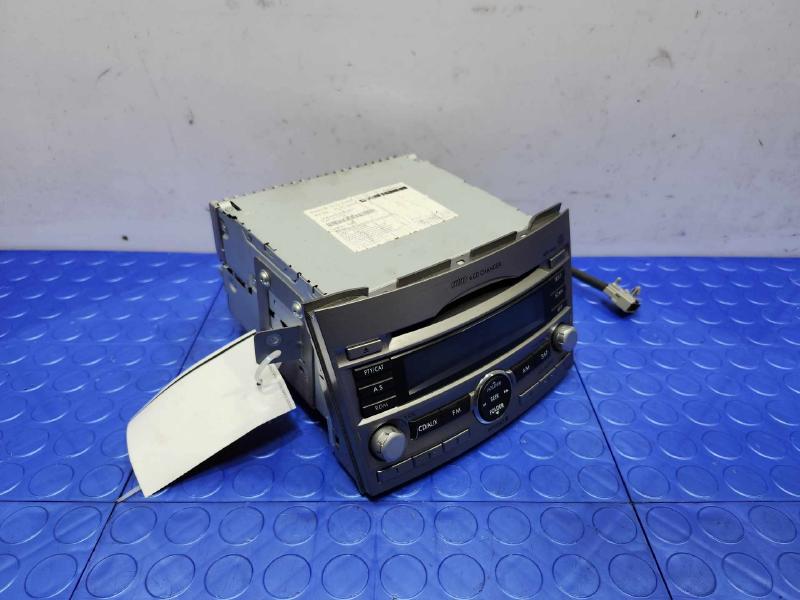 2010 Subaru Legacy Audio & Visual Equip.(Radio)