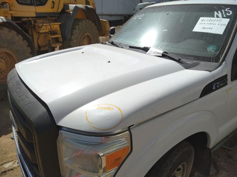 2011 Ford F-250 Super Duty Hood