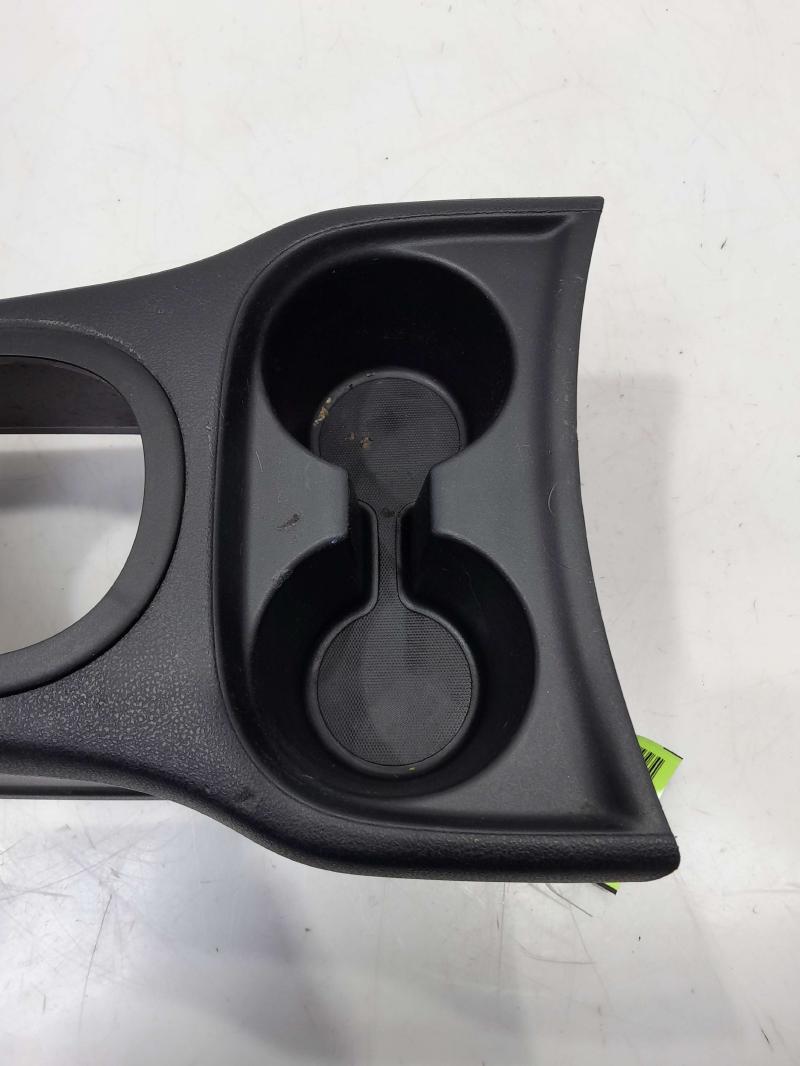 2015 Nissan Versa Front Console