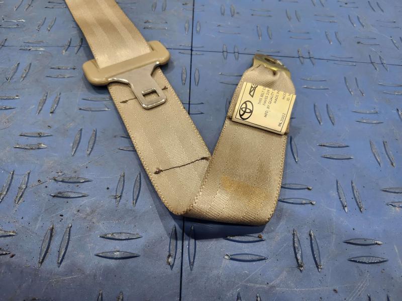 2002 Toyota Camry Rear Seat Belt