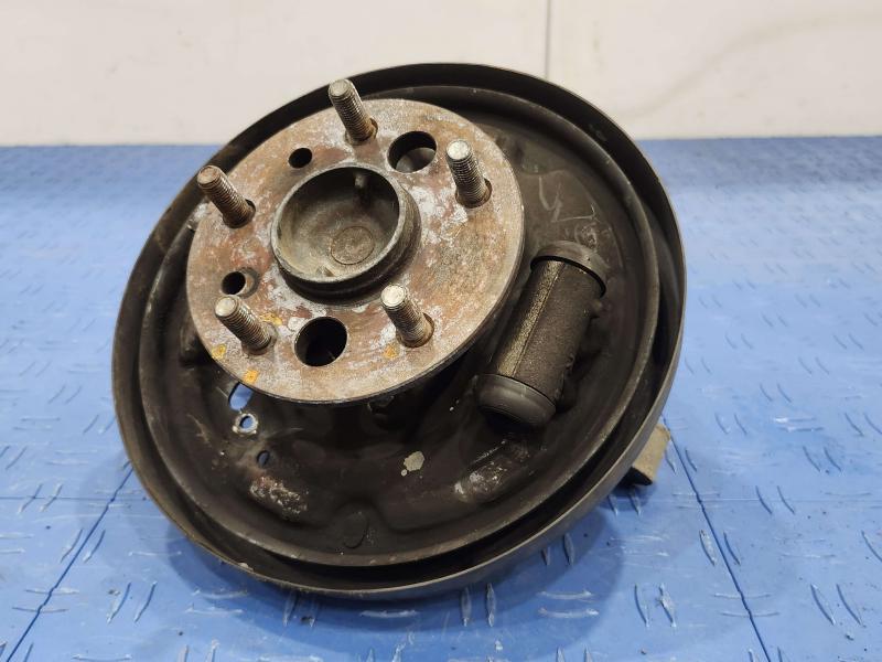 2002 Toyota Camry Rear Knuckle/Stub Axle