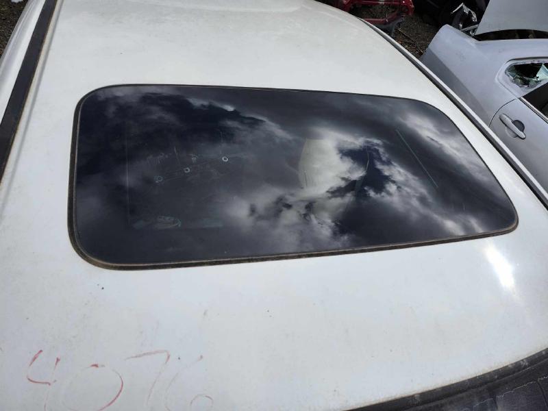 2009 Honda Accord Roof Glass (Glass Only)