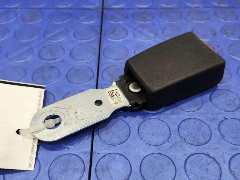 2017 Dodge Grand Caravan Rear Seat Belt