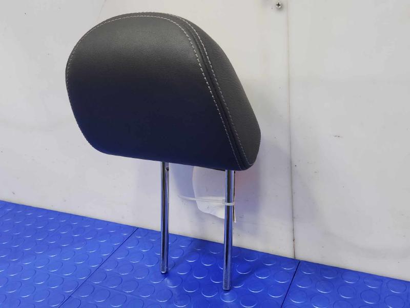 2014 Subaru Crosstrek Headrest