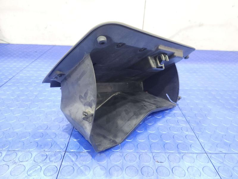 2004 Ford Explorer Glove Box