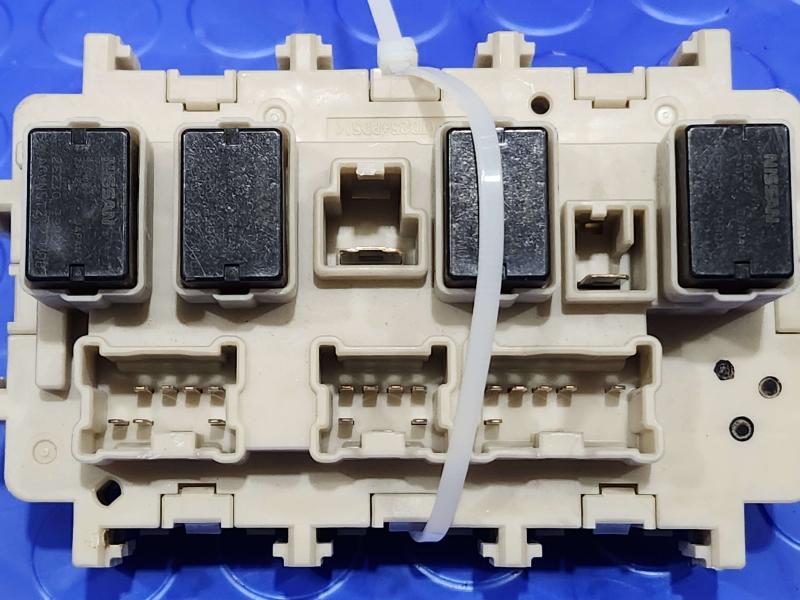 2015 Nissan Murano Cabin Fuse Box