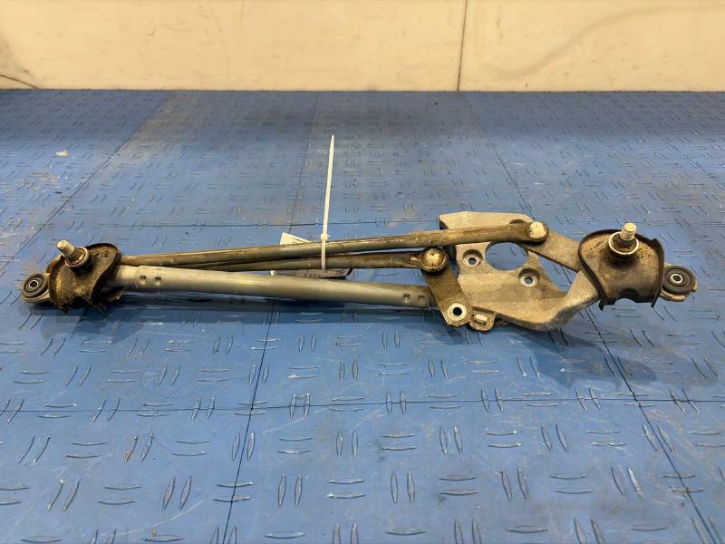 2007 Toyota RAV4 Wiper Trans. Linkage