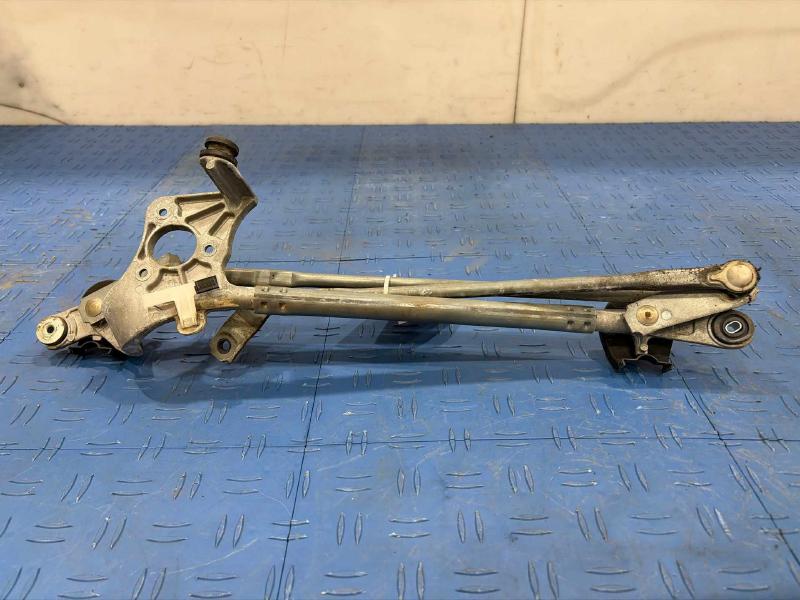 2007 Toyota RAV4 Wiper Trans. Linkage