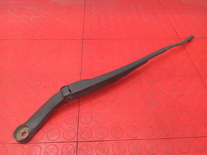 2016 Chrysler 200 Wiper Arm