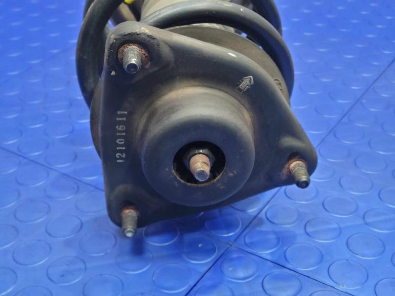 2013 Hyundai Santa Fe Strut Assembly