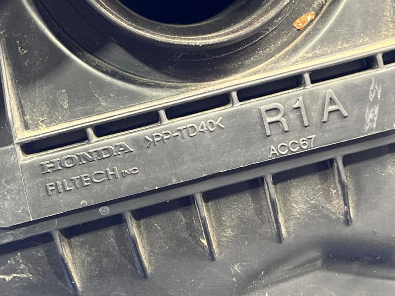2012-2013 Honda Civic 1.8L Engine Air Cleaner Box Assembly OEM 17201R1AA01 17210R1AA01