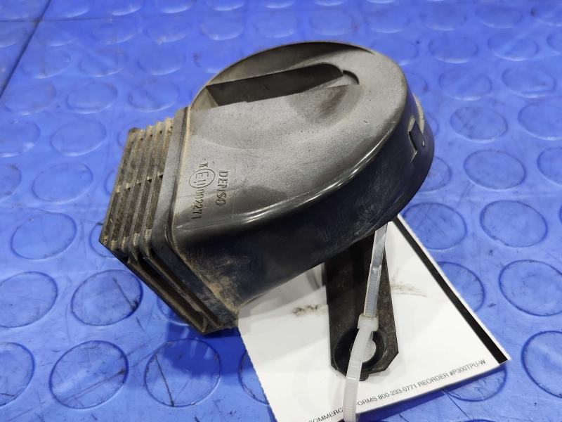 2013-2020 Nissan Pathfinder OEM Low Note Horn Assembly Genuine 256203KA0A