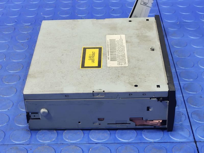 2006 Mercedes-Benz W219 CLS Navigation DVD Drive Player Genuine OEM 2208703589