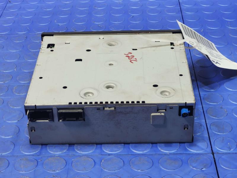 2006 Mercedes-Benz W219 CLS Navigation DVD Drive Player Genuine OEM 2208703589