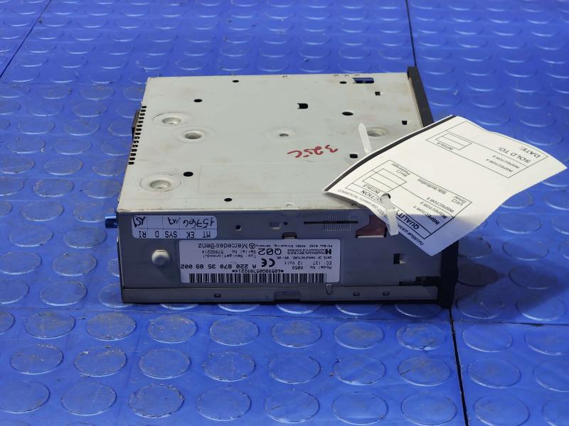 2006 Mercedes-Benz W219 CLS Navigation DVD Drive Player Genuine OEM 2208703589
