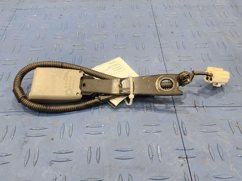 2007 Toyota RAV4 Front Seat Belt