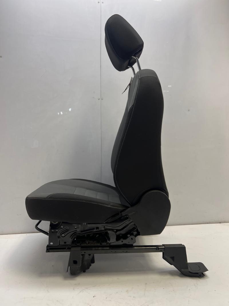 2013 Ford Escape Front Seat
