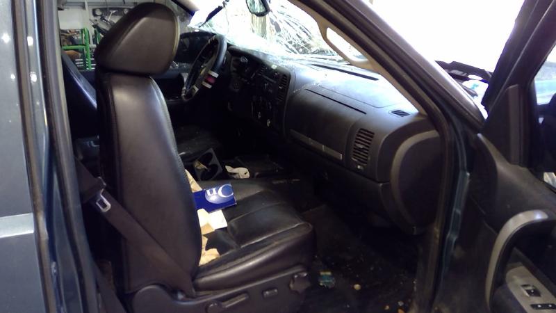 2007 Chevrolet Silverado 1500 Front Door Latch