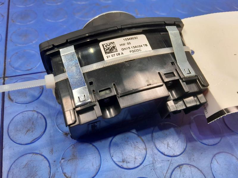 2018-2022 Ford Ecosport Headlight Switch w/o Fog Lamps OEM GN15-13A024-TB