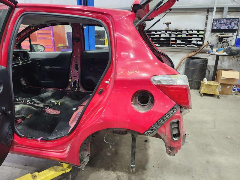 2013 Toyota Yaris Quarter Panel