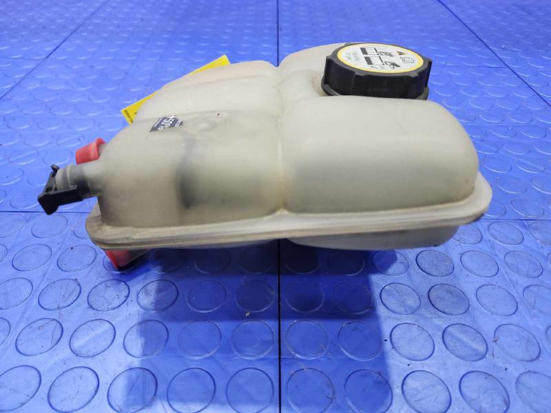 2012 Ford Focus Coolant Recovery Bottle