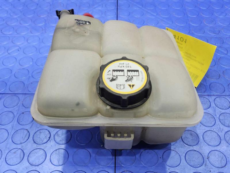 2012 Ford Focus Coolant Recovery Bottle