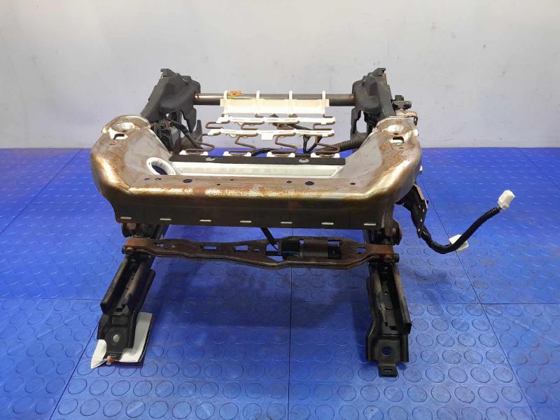 2016 Subaru Legacy Seat Track
