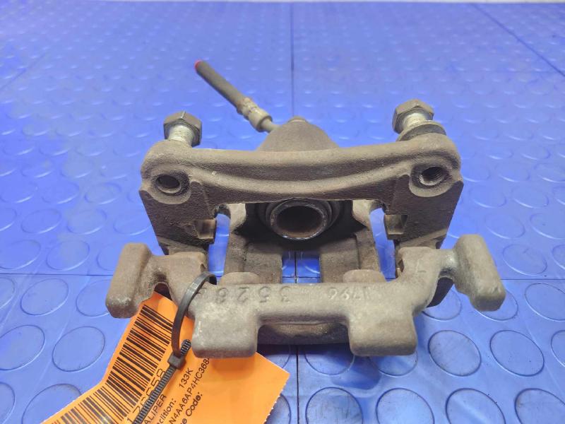 2017 Nissan Maxima Caliper