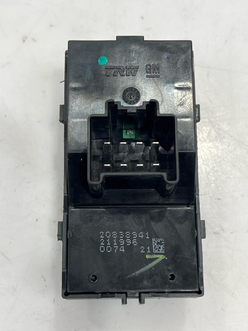 2010 GMC Terrain Door Switch Front