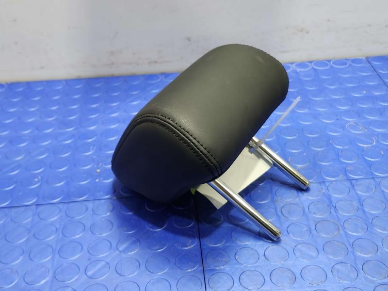 2015 Infiniti Q50 Headrest