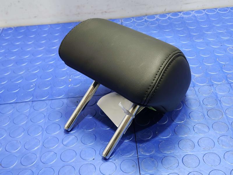 2015 Infiniti Q50 Headrest