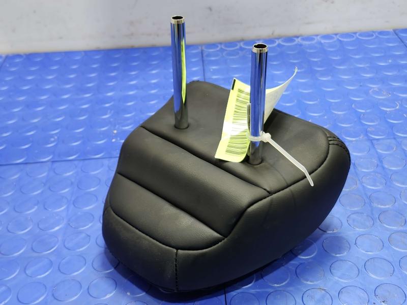 2015 Infiniti Q50 Headrest
