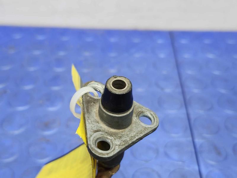 2013 Ford F-350 Super Duty Antenna