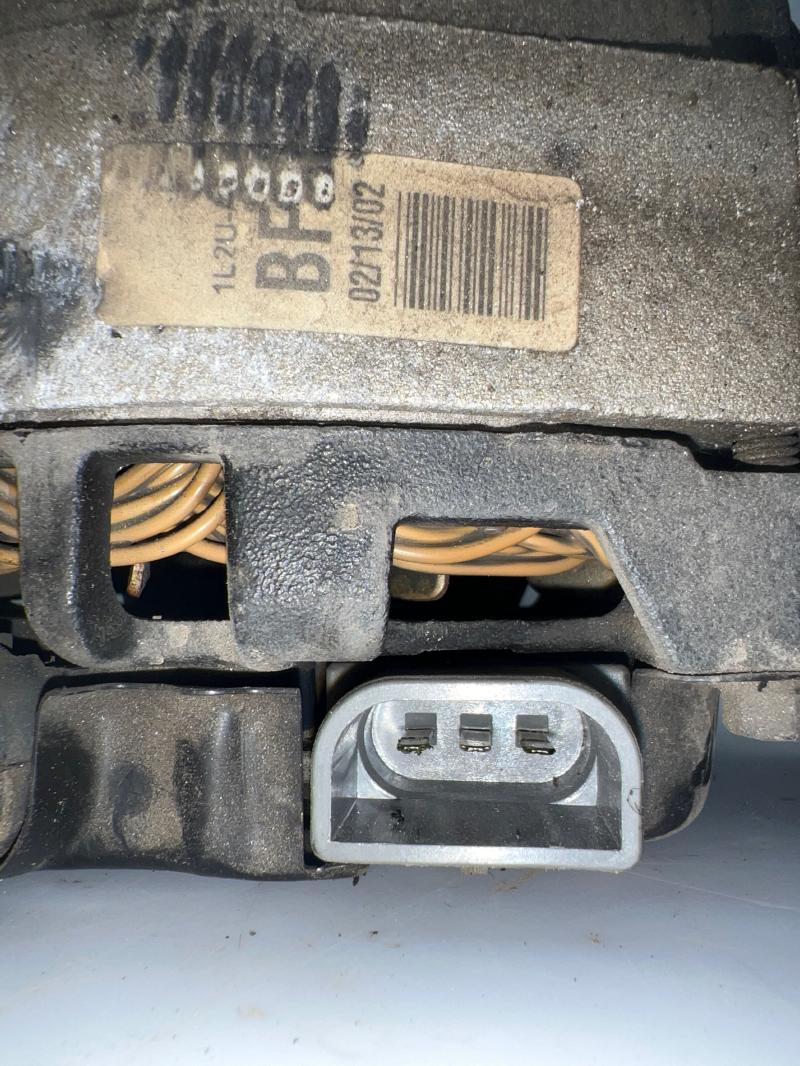 2002 Ford Explorer Alternator