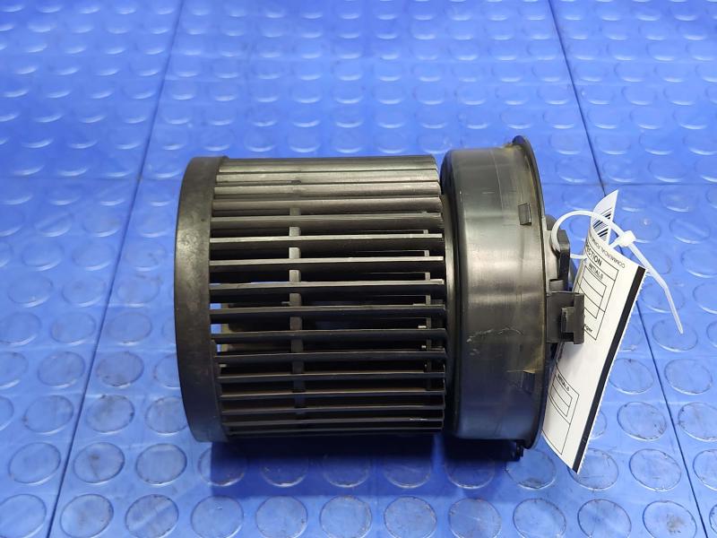 2016 Nissan Rogue Blower Motor