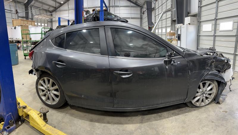 2017 Mazda Mazda3 Front Door Regulator