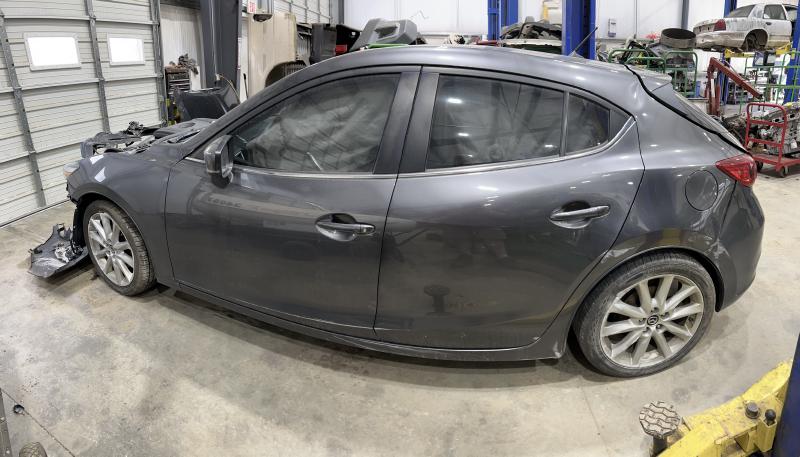 2017 Mazda Mazda3 Front Door Regulator