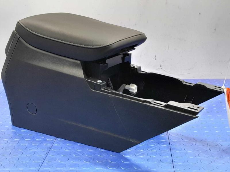 2021 Subaru Legacy Front Console