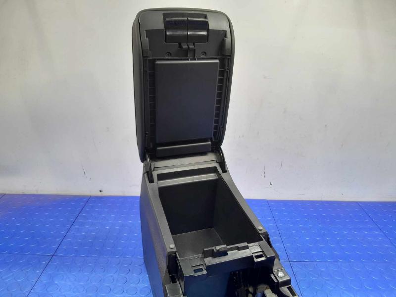 2021 Subaru Legacy Front Console