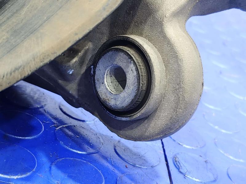 2013 Chrysler 300 Rear Knuckle/Stub Axle