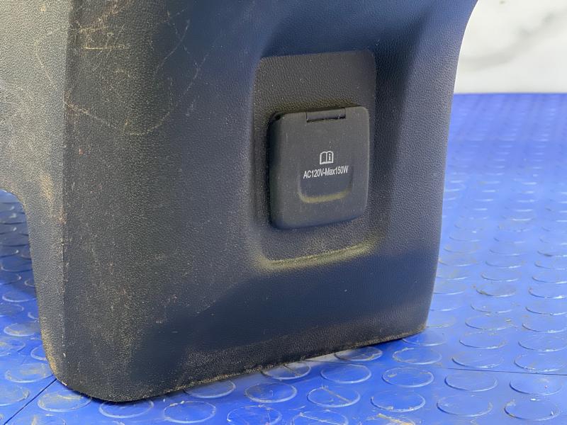 2018-2022 GMC Terrain Center Floor Console Assembly Black Leather OEM 84323788