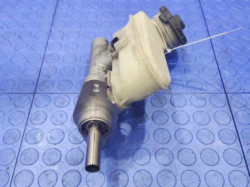 2009-2015 Honda Pilot Brake Master Cylinder Assembly Genuine OEM 46100SZAA01