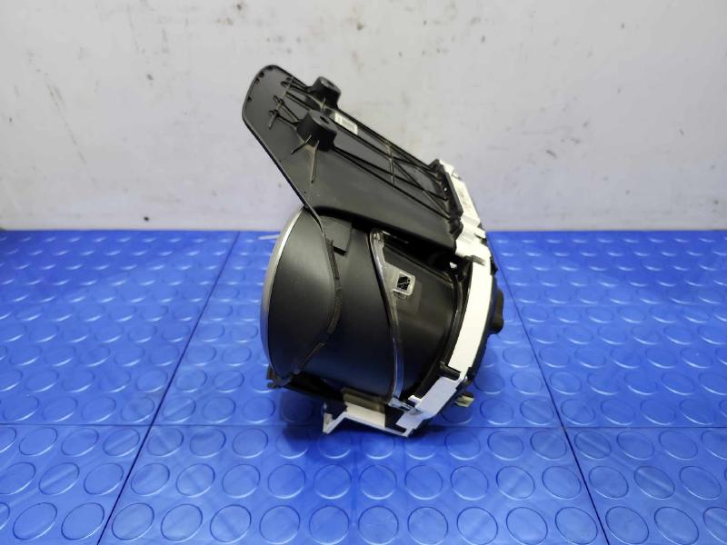 2015 Subaru Legacy Speedometer