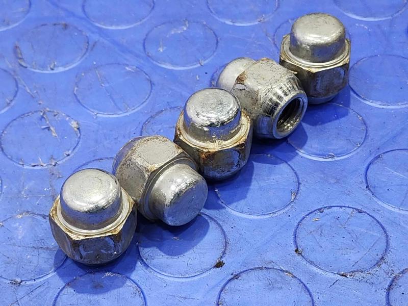 2015 Mazda CX-5 Lug Nuts