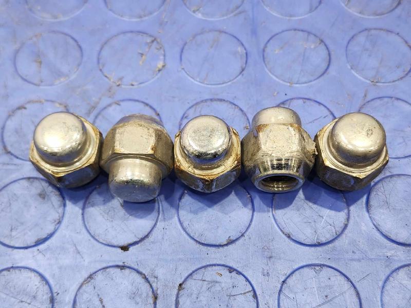 2015 Mazda CX-5 Lug Nuts